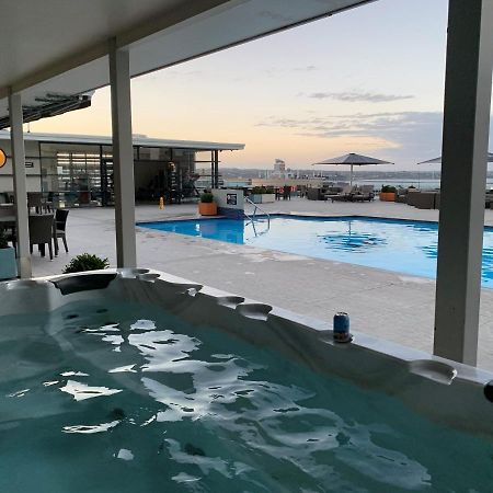 Cute Heritage Studio , Pools And Gym! Auckland Exterior photo